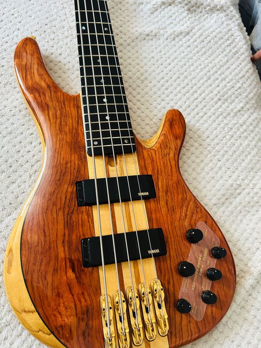 Бас китара Yamaha TRB5IIp