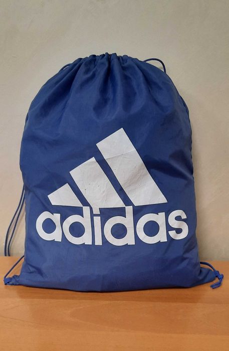 Adidas-Много Запазена