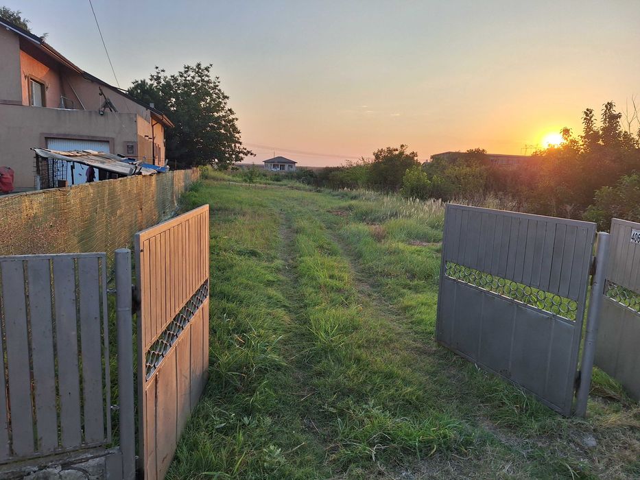 PROPIETAR, vand teren intravilan, 1.041 mp, localitatea FRUMUSANI, deschidere 15 ml direct la DN4, la 22km de Bucuresti, – PUZ locuință, utilități