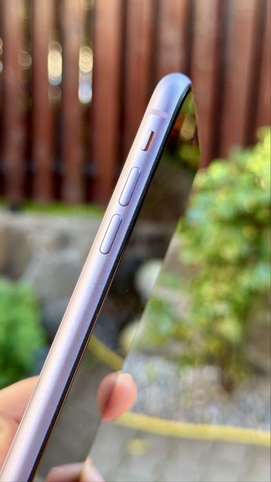iPhone 11 Mov 64GB 86% Purple Neverlocked