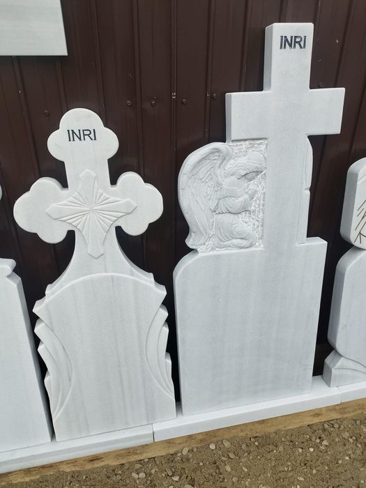 Cruci Marmura/Granit servicii complete