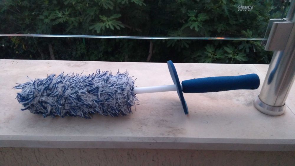 GYEON Q² M WheelBrush Medium