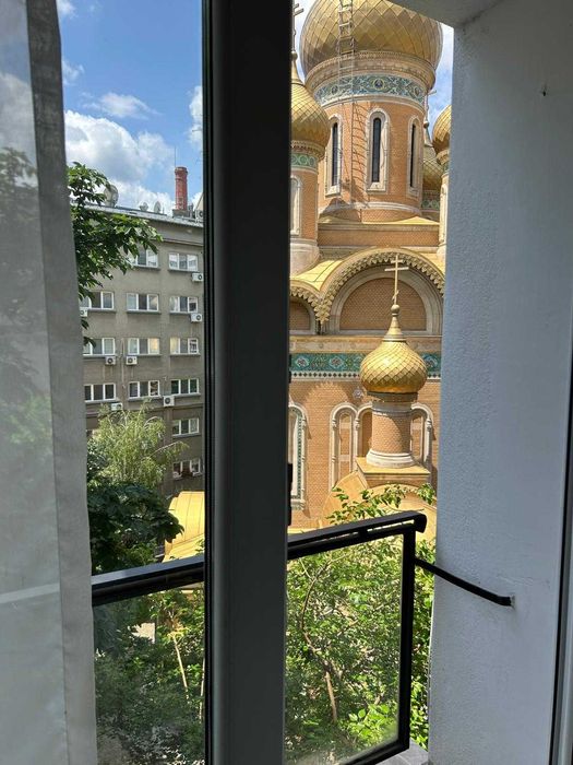 Apartament ultracentral Vedere deschisă catre monument istoric