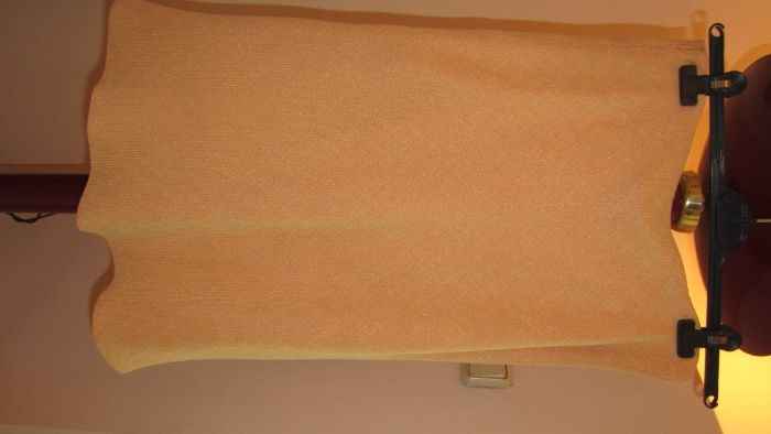 Продавам чисто нова пола .Марка BatiBaleno