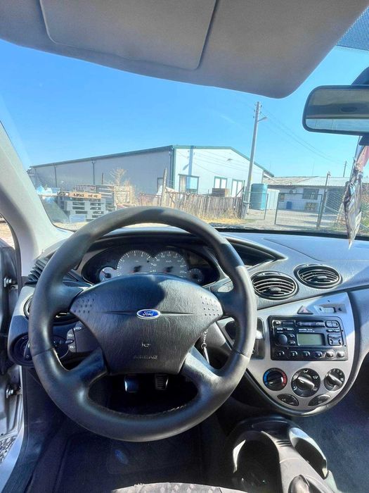 Продавам Ford Focus