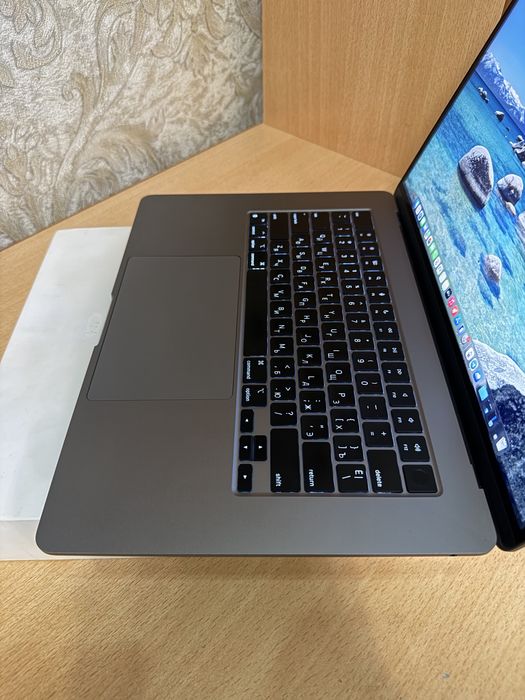 Macbook Air M3 15 inch