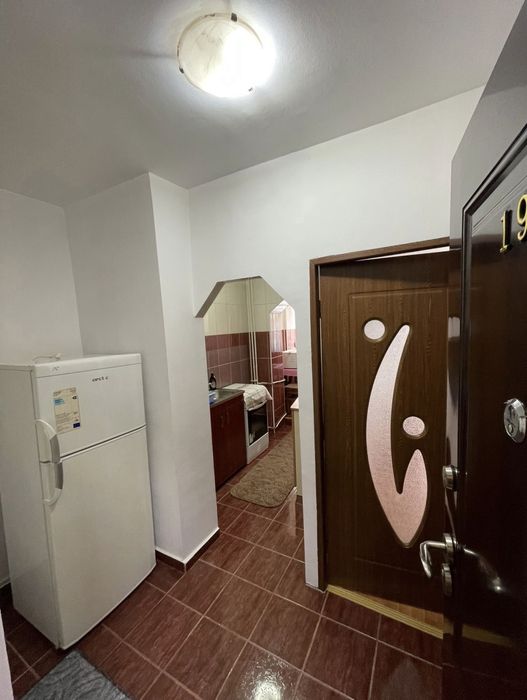 Garsoniera de inchiriat