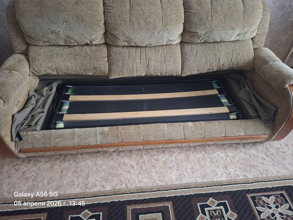 Мягкая мебель, тройка.