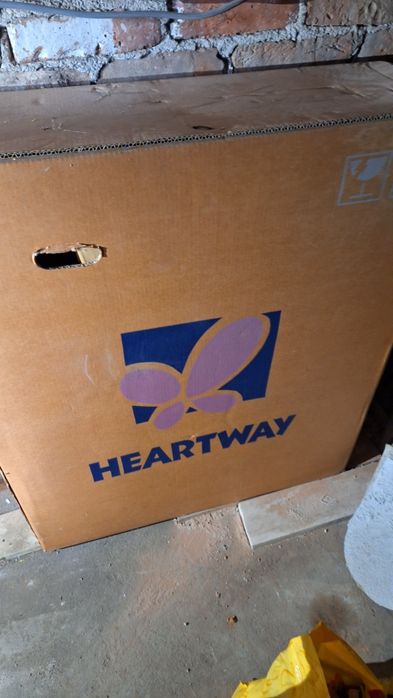 Чисто нови 2 броя инвалидни колички