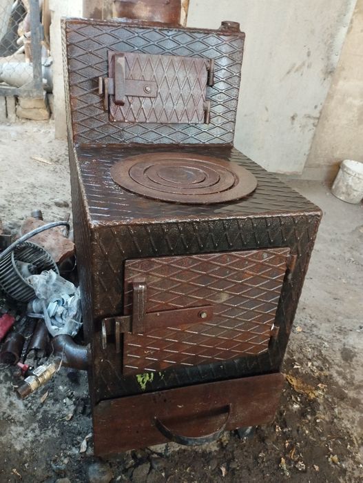 Продам кател на твердом топливе