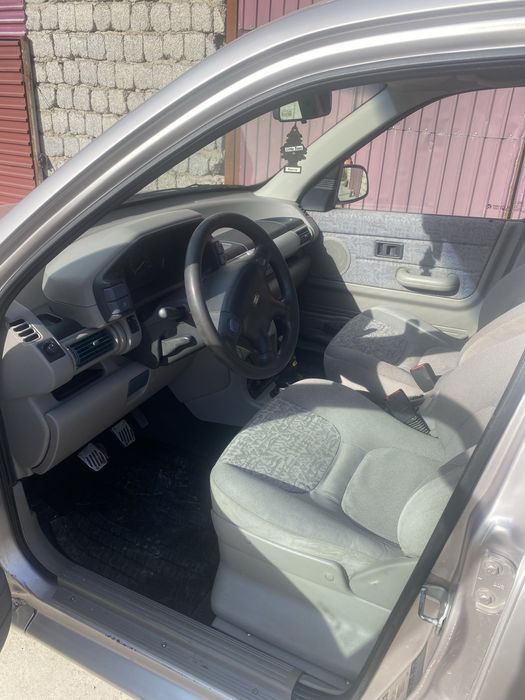 Ланд ровер  год 2001 4:4