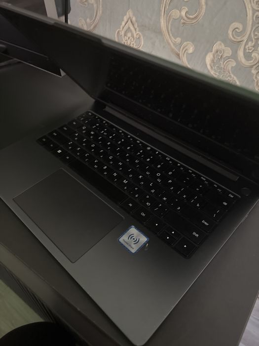 Ноутбук Huawei MateBook D 14"