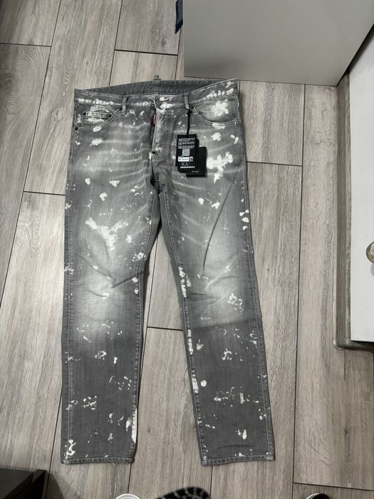 Blugi Dsquared2 marimea 52