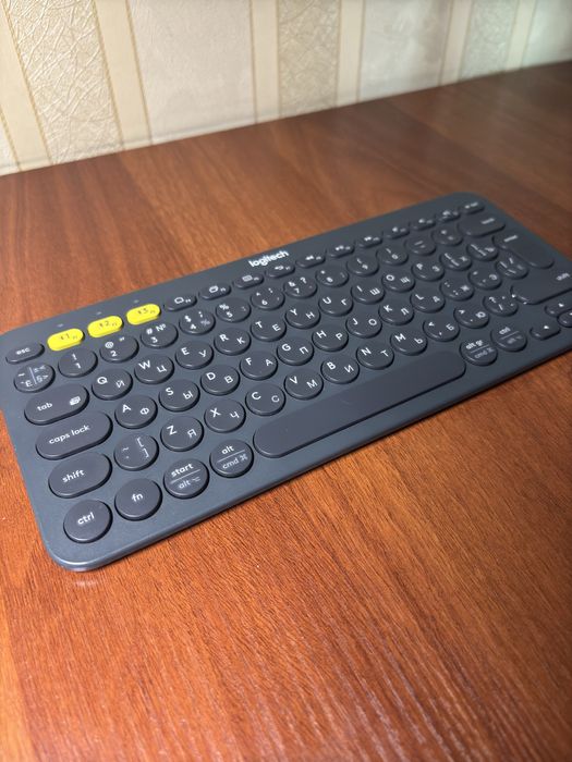 Logitech K380 Bluetooth
