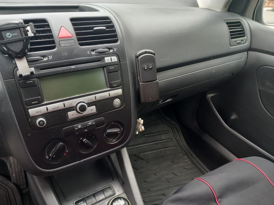 VW GOLF V     1.9 TDI     105 CP Bluemotion   0727838764