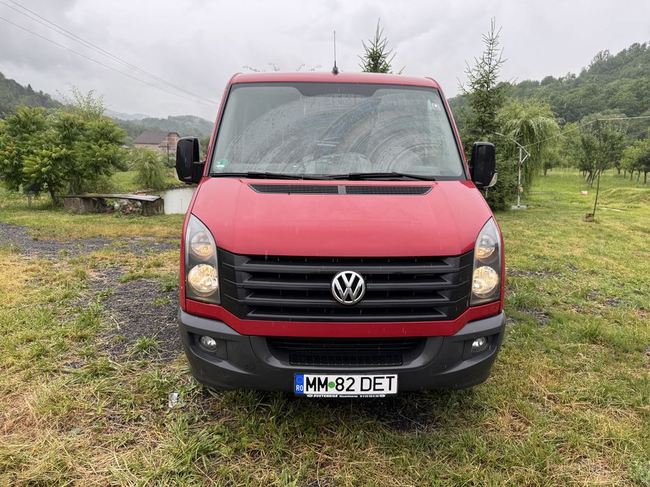Volkswagen Crafter 2015 2.0D Autoutilitara cu lift hidraulic navigatie