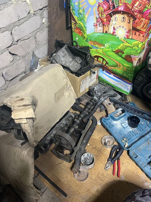 Продам запчасти от двигателя ауди 2.8