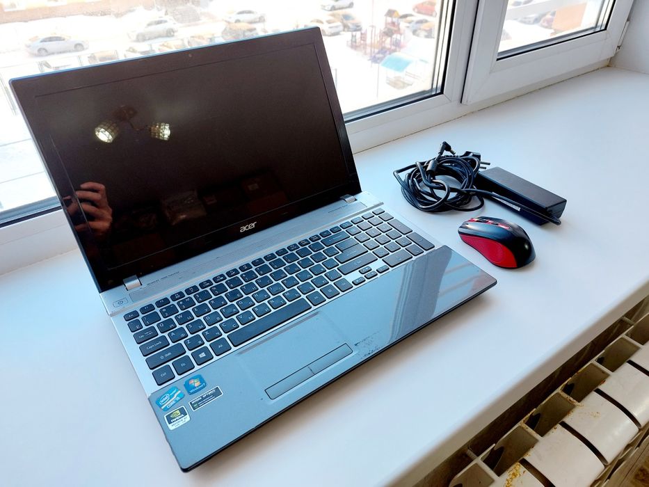 Ноутбук Acer Aspire V3-571G