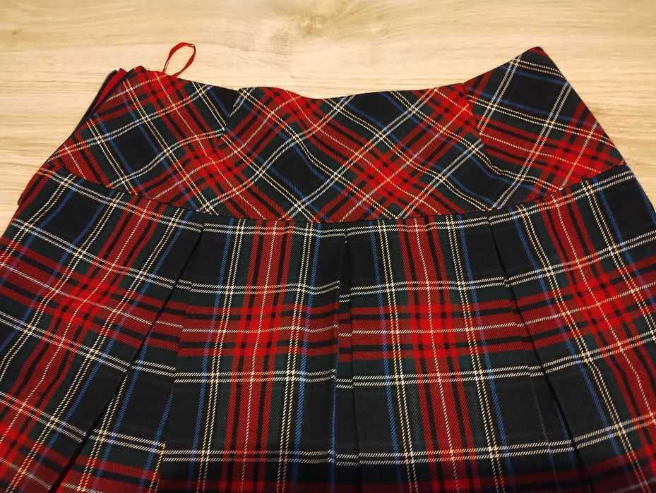 Пола шотландско каре за момиче