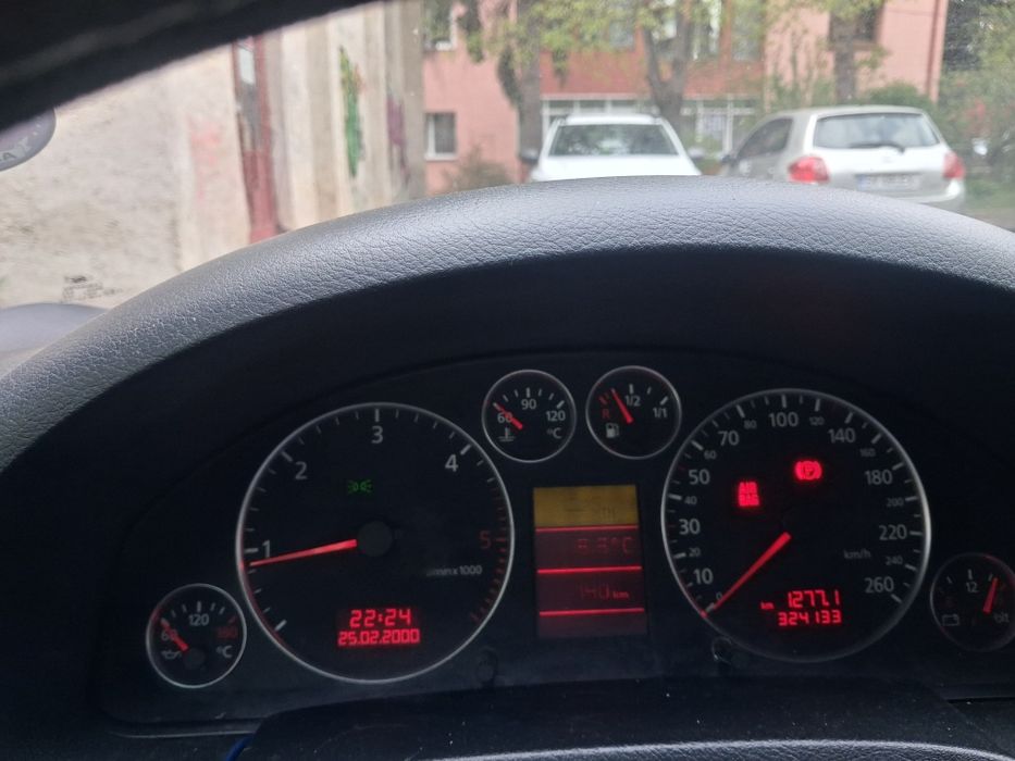 Masina Audi  A6 din 2000