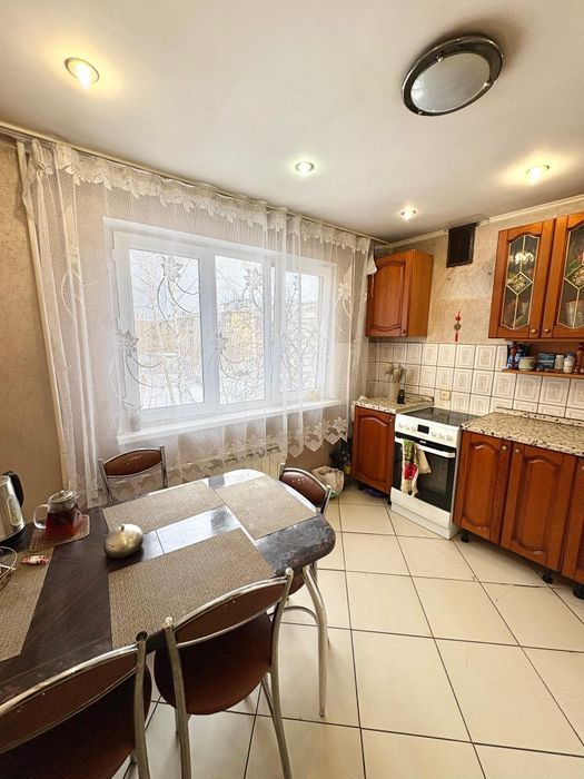 Продам 3-х комнатную квартиру