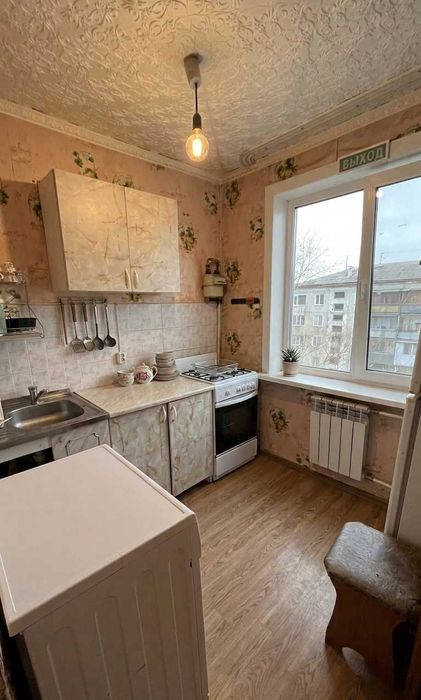 СРОЧНО 1-комнатная 20 мкр