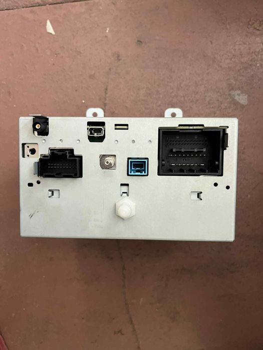 Продавам Дисплей и Навигация