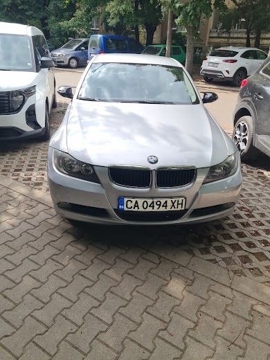 BMW 320i E90 | Напълно обслужена ангренажна верига | Всичко платено + Нови летни гуми