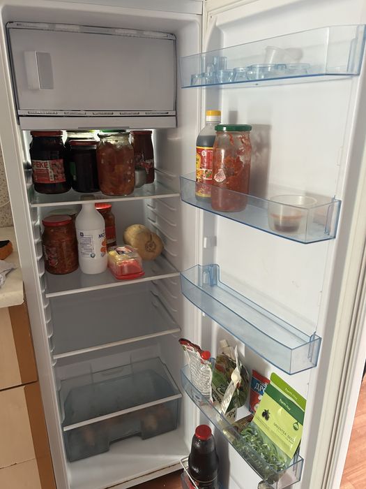 Холодильник рабочий