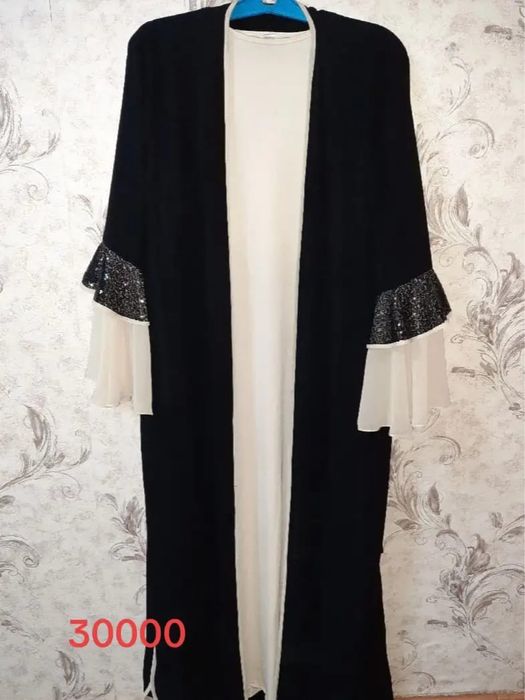 Вечерние платья