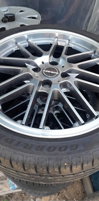 Borbet 17 4x100 с хубави гуми!