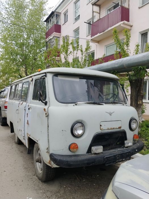 Продам УАЗ (буханка)