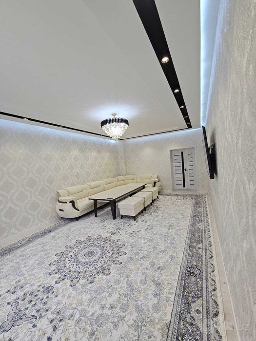 №5338 Продается квартира 4х ком 1 этаж 106кв