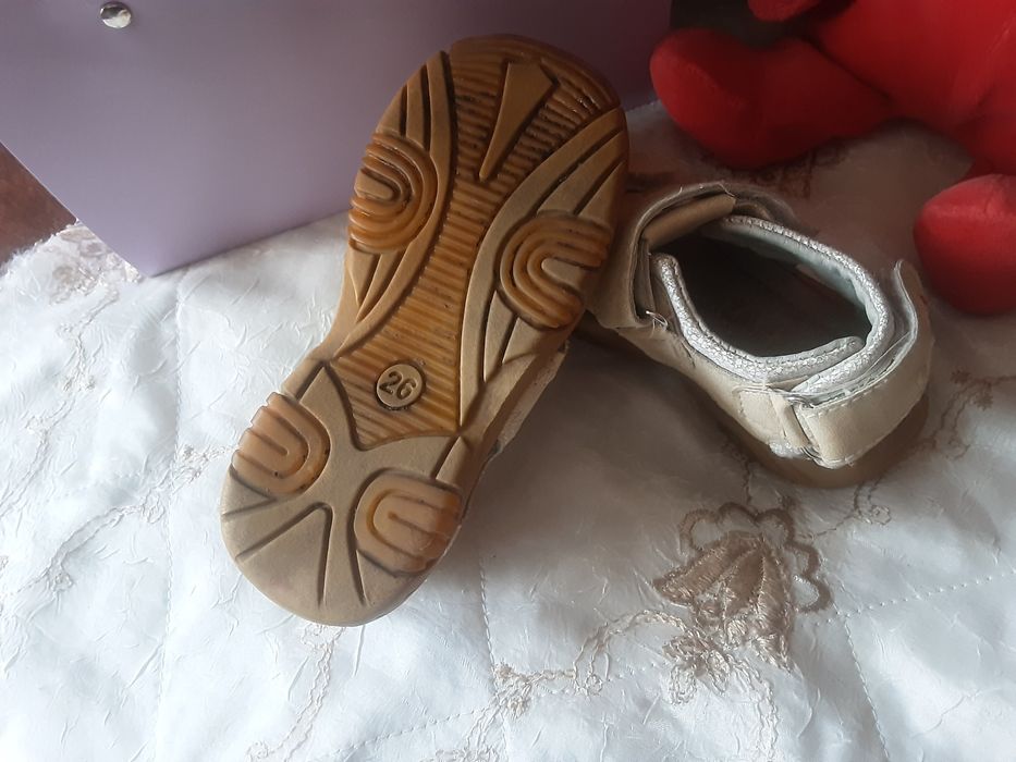 Сандалии на мальчика,  26 размер