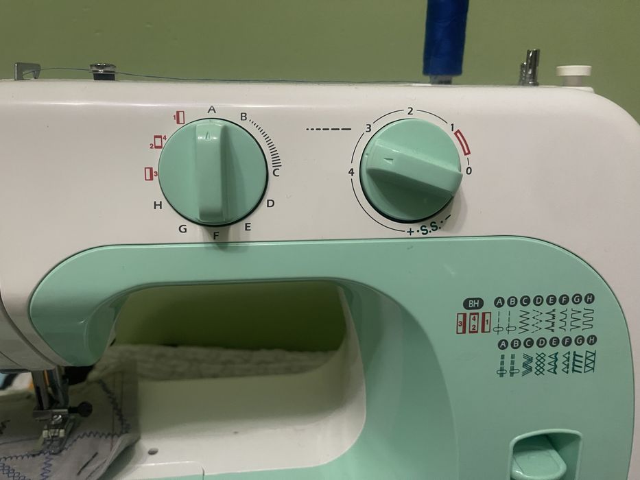 Швейная машинка Janome 2055