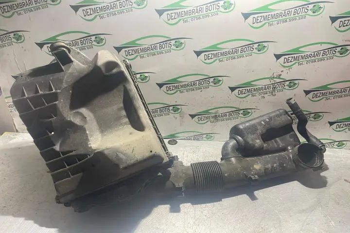 Carcasa filtru aer Opel Astra 2002 1.6 MT (101 hp)