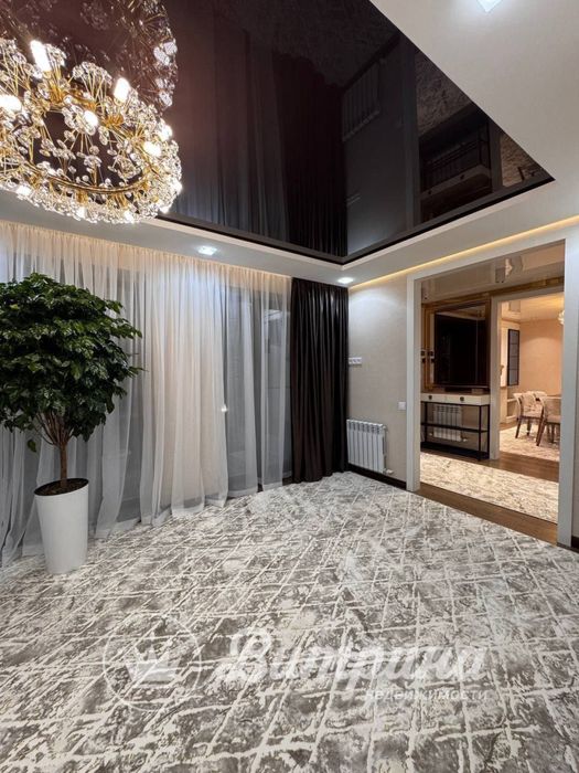 5-комнатный дом на участке 3,3 сотки/ Мирабадский район