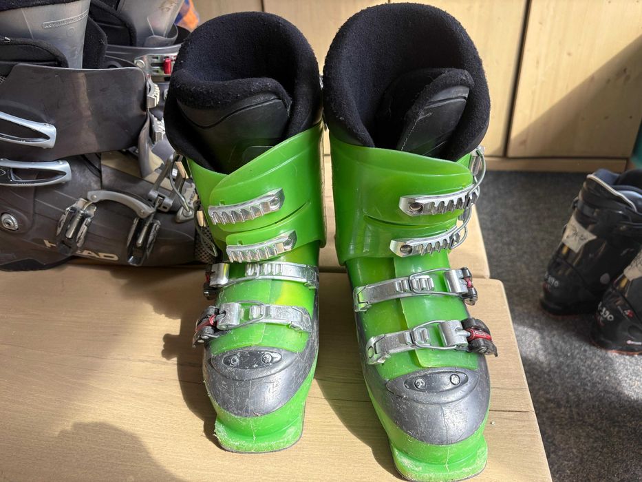 Ски обувки различни модели 40-40.5 номер