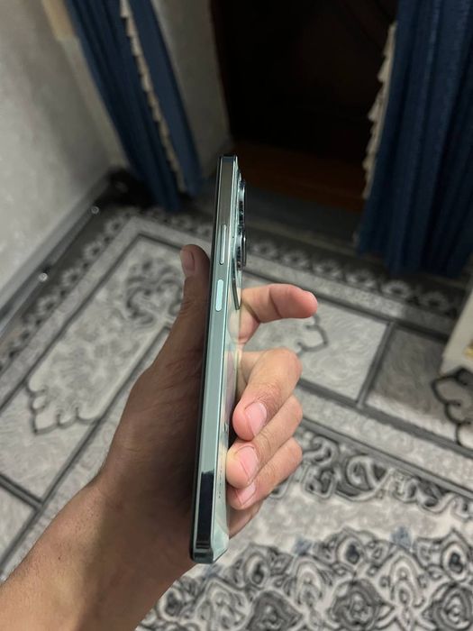 Infinix Hot 40 Pro 256G srochna sotiladi