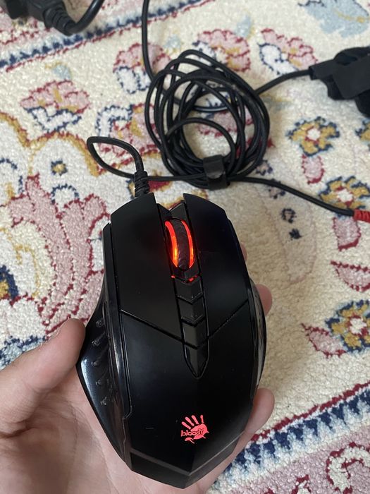 Продам мышку bloody a4