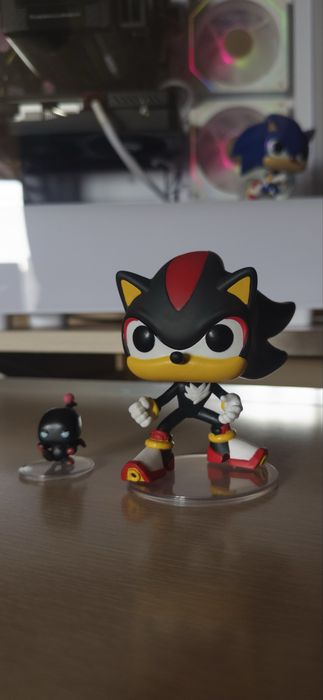 Funko pop - sonic the hedgedog - shadow with dark chao