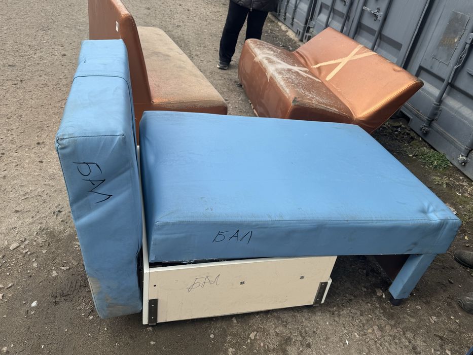 Продам диваны по 1000 тг каждая