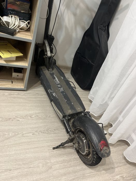 Электро самокат Куго м4 про