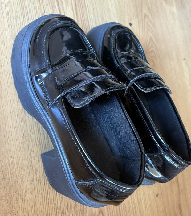 Обувки почти ново, леки и удобни 37номер