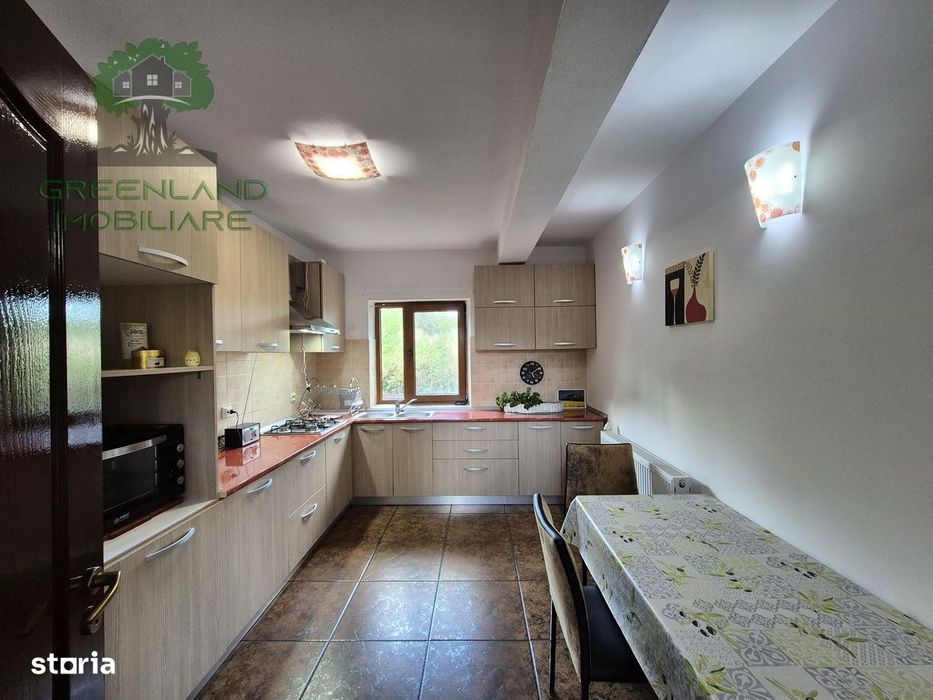 VILA 6 camere, 2 bai, 188mp, TEREN 1100mp, BUCIUM-BARNOVA