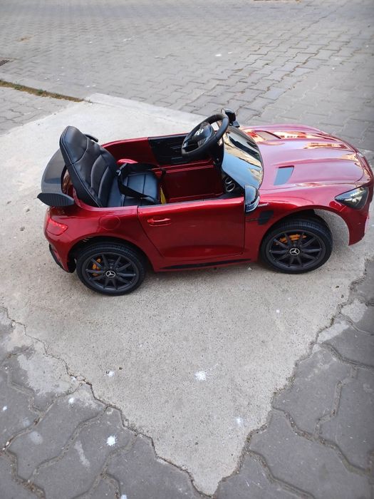 Masina electrica Mercedes AMG pentru copii, vârsta maxima 5 ani