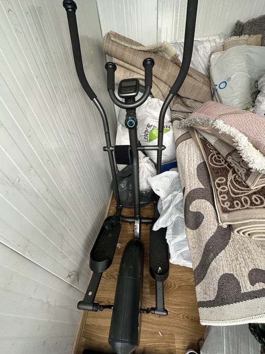 Vand bicicleta pentru sport domyos 100
