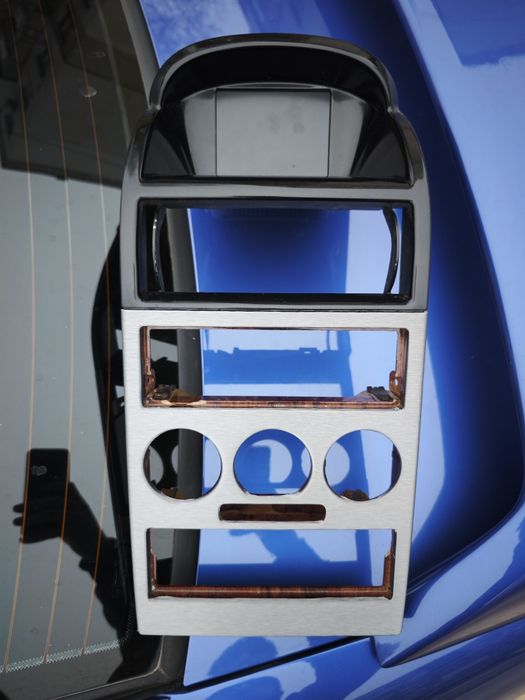 Конзола с CID дисплей Астра Г ОПЦ OPC Irmscher