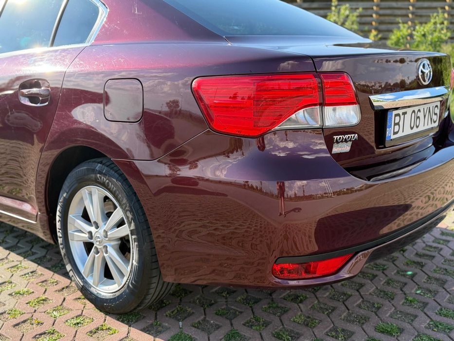 • Toyota Avensis 2012 Facelift T27 • 1.8 benzina• 147 cp •107xxx km •