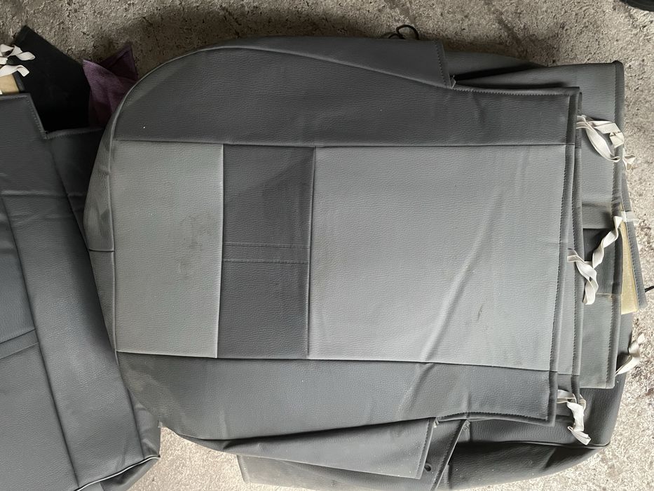 Чехлы на автомобиль